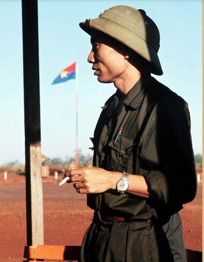 National Front for the Liberation of South Vietnam Uniform - Image 5