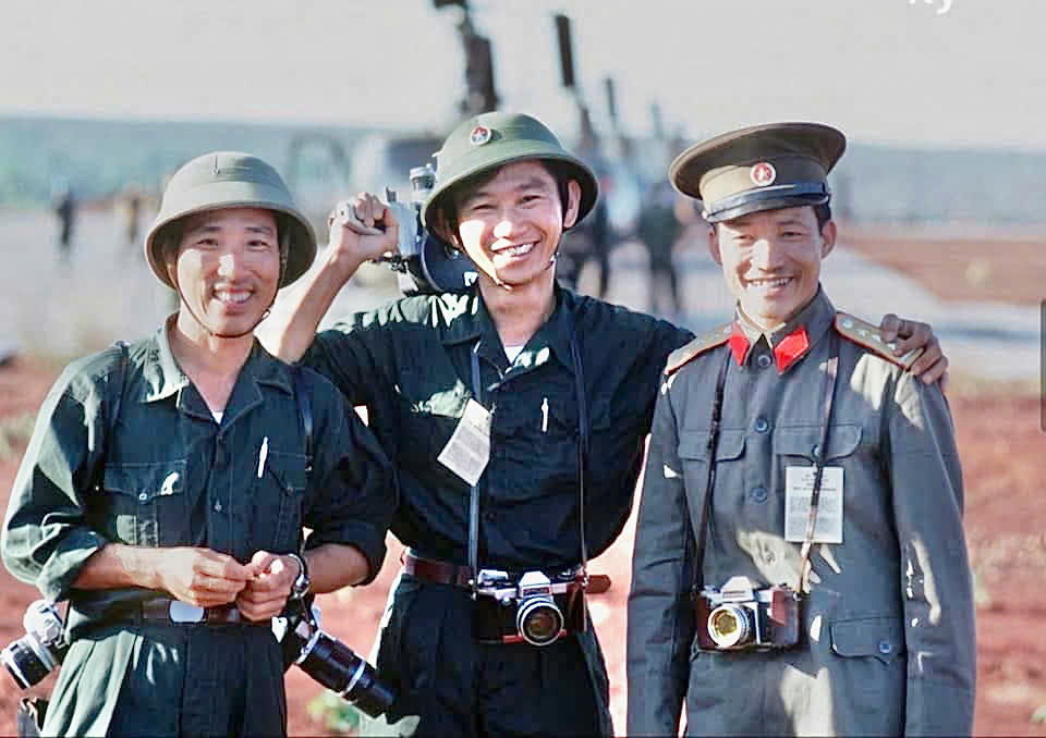 National Front for the Liberation of South Vietnam Uniform - Image 7